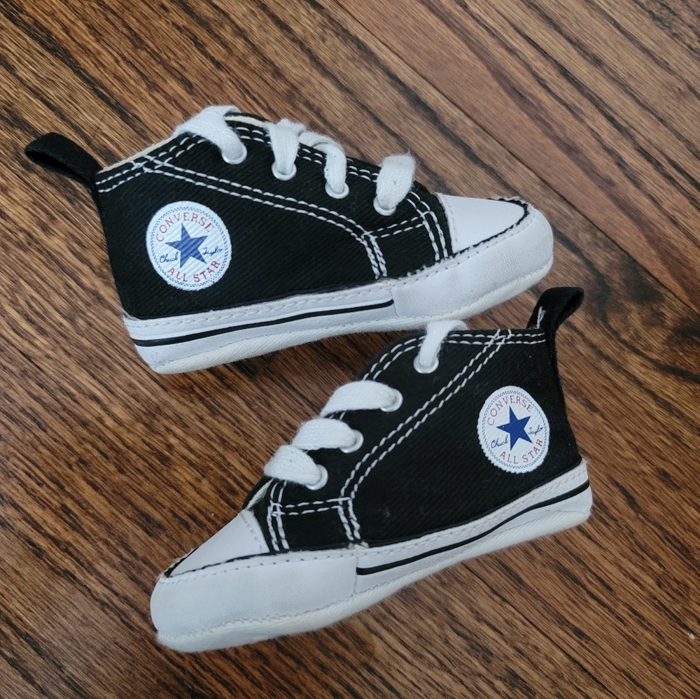 Baby Converse All Star shoes Size 2